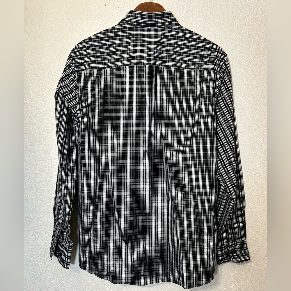 Claiborne Men’s Black White Plaid Button Down Shirt Size Small - Picture 3 of 7